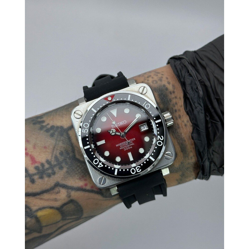  Custom Seiko Mod • Red Vignette Diver BR03 • 42mm